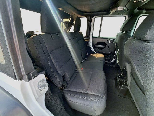 Used 2021 Jeep Wrangler Unlimited Sport AWD/4WD image 28