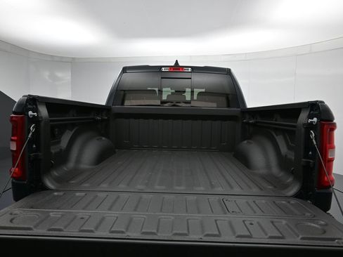 New 2026 RAM 1500 Laramie AWD/4WD image 27