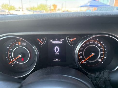 Used 2022 Jeep Gladiator Sport AWD/4WD image 30