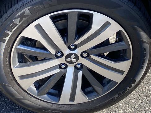 Used 2023 Mitsubishi Outlander Sport SE AWD/4WD image 27