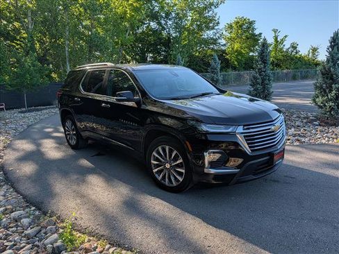 Used 2023 Chevrolet Traverse Premier AWD/4WD image 7