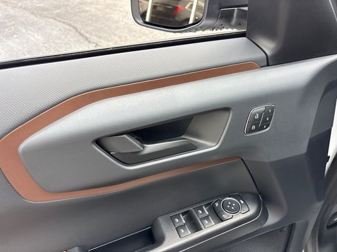 Used 2024 Ford Bronco Sport Outer Banks AWD/4WD image 12