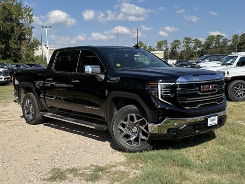 New 2026 GMC Sierra 1500 SLT image 2