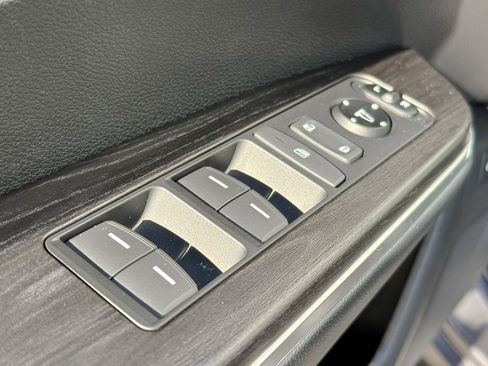 Used 2018 Honda Clarity Plug-In Hybrid image 17