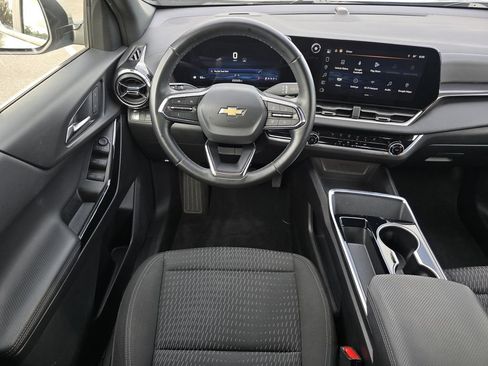 Certified 2025 Chevrolet Equinox LT FWD image 20