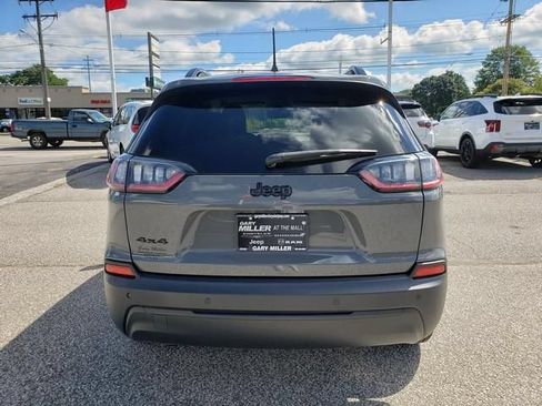 Used 2023 Jeep Cherokee Altitude Lux AWD/4WD image 4
