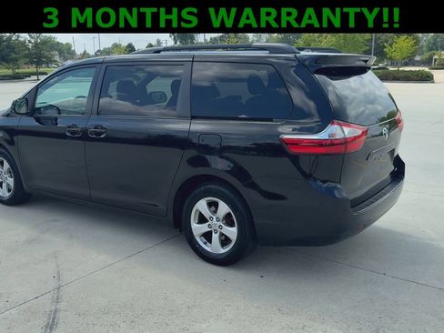 Used 2017 Toyota Sienna LE FWD image 6