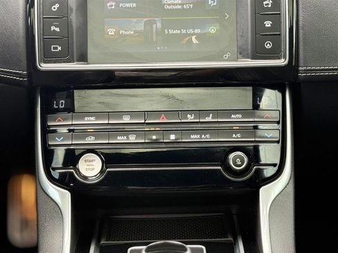 Used 2018 Jaguar XE S AWD/4WD image 38