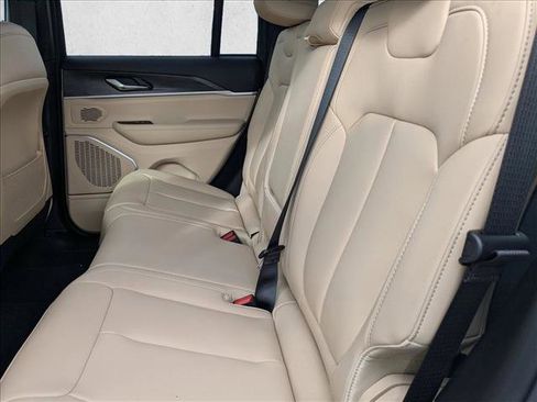 New 2026 Jeep Grand Cherokee Limited image 16