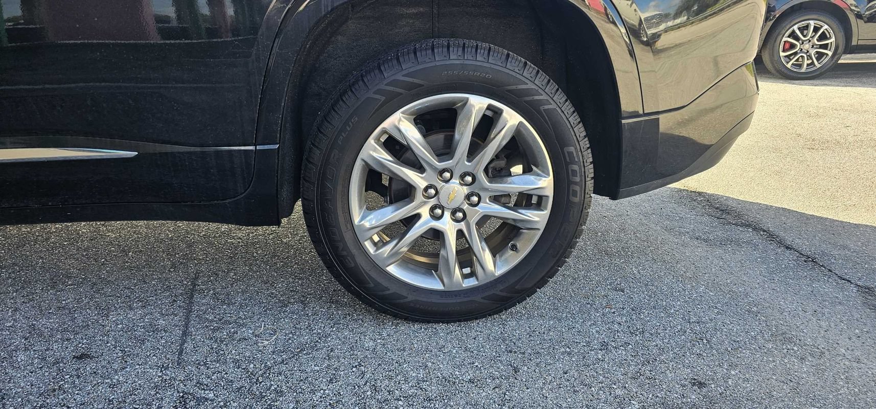 Used 2019 Chevrolet Traverse High Country AWD/4WD image 14