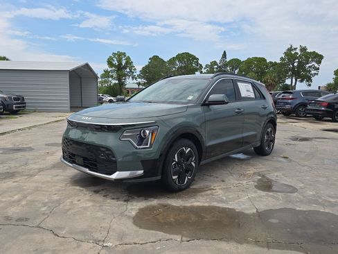 New 2026 Kia Niro Wind w/ Wind Preserve Package FWD image 4