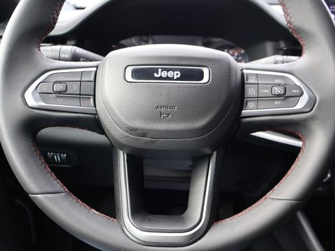 Used 2023 Jeep Compass Trailhawk image 33