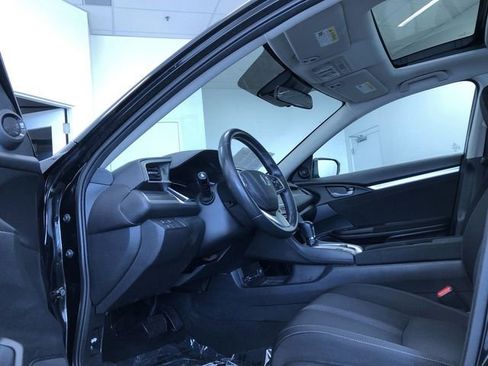 Used 2021 Honda Civic EX image 10