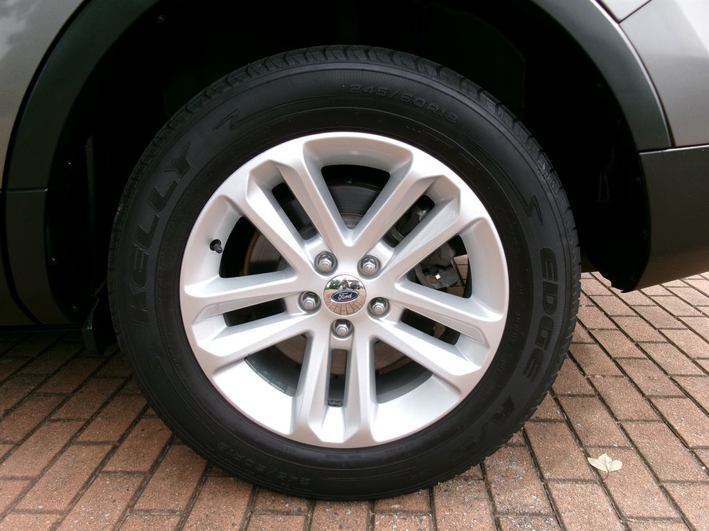 Used 2011 Ford Explorer XLT w/ 202A Rapid Spec Order Code FWD image 49