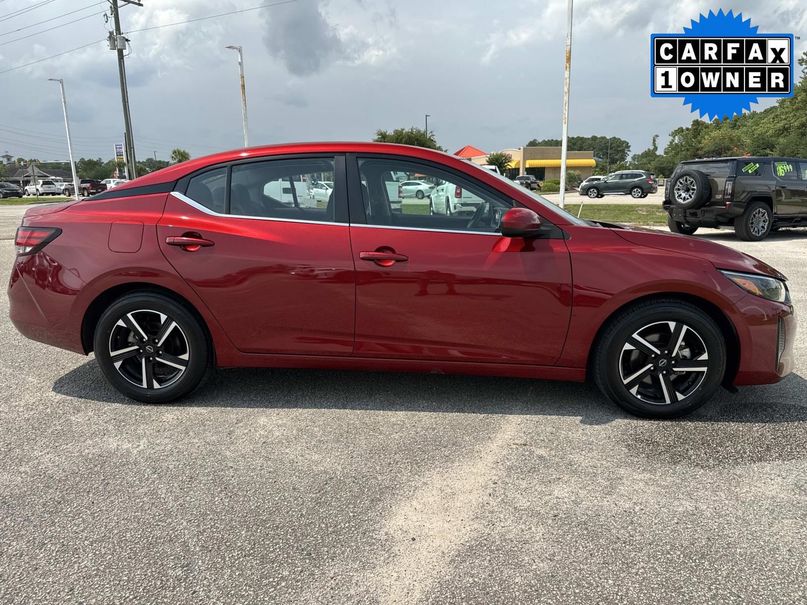 Used 2025 Nissan Sentra SV FWD image 2