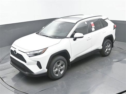 New 2025 Toyota RAV4 XLE w/ Convenience Package image 31