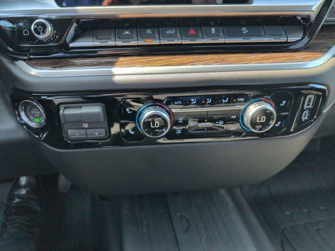 New 2026 GMC Sierra 1500 Elevation AWD/4WD image 22