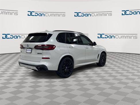 Used 2022 BMW X5 M50i w/ Executive Package image 8