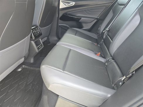 Used 2023 Volkswagen ID.4 Pro S image 33
