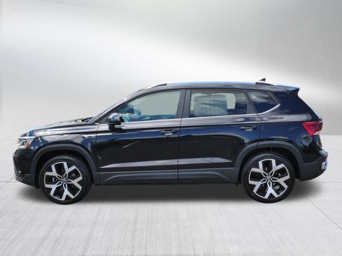 Used 2023 Volkswagen Taos SEL AWD/4WD image 4
