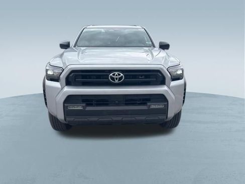 Used 2025 Toyota 4Runner SR5 image 3