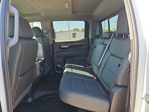New 2026 Chevrolet Silverado 1500 RST w/ Redline Edition AWD/4WD image 11