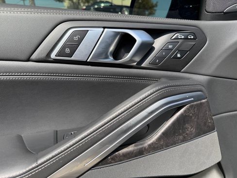 Used 2024 BMW X6 xDrive40i w/ Executive Package AWD/4WD image 26