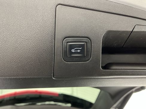 Used 2018 Cadillac XT5 Luxury AWD/4WD image 33