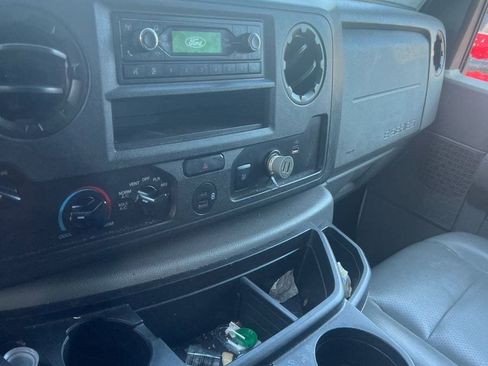 Used 2021 Ford E-450 and Econoline 450 Super Duty w/ Power Windows & Locks Group RWD image 6