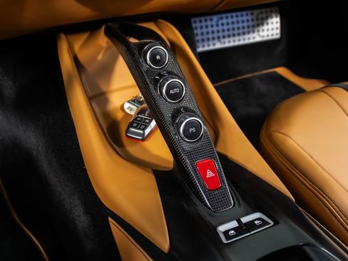 Certified 2019 Ferrari 812 Superfast image 5