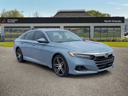 Used 2022 Honda Accord Touring image 4