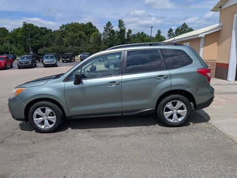 Used 2014 Subaru Forester 2.5i Premium w/ All-Weather Package AWD/4WD image 8