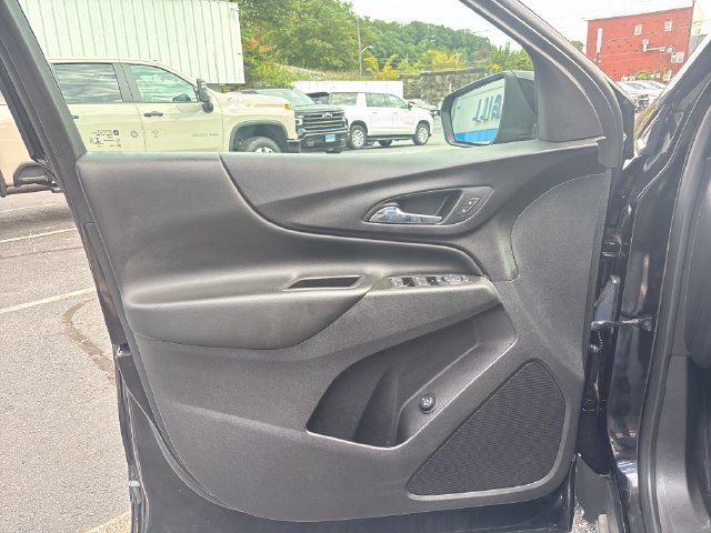 Used 2021 Chevrolet Equinox LT AWD/4WD image 12