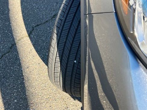 Used 2025 Ford Escape ST-Line image 3