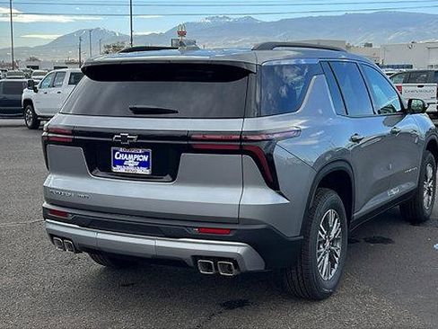 New 2026 Chevrolet Traverse LT w/ Driver Confidence Package image 5