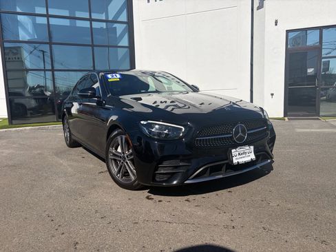 Used 2021 Mercedes-Benz E 350 4MATIC Sedan image 2