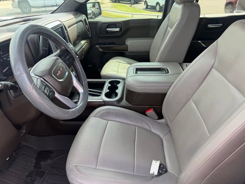 Used 2019 GMC Sierra 1500 SLT w/ SLT Premium Plus Package AWD/4WD image 31