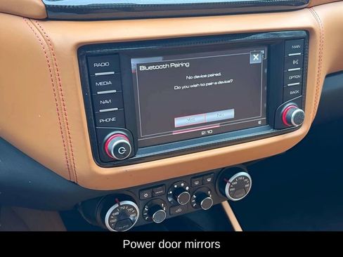 Used 2016 Ferrari California T RWD image 11