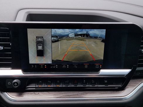 Used 2026 Chevrolet Silverado 1500 LTZ w/ LTZ Premium Package image 25