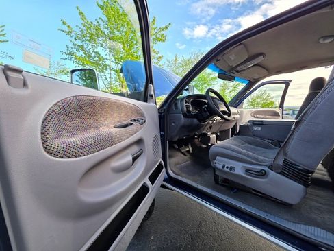 Used 2001 Dodge Ram 2500 Truck 4x4 Quad Cab image 35