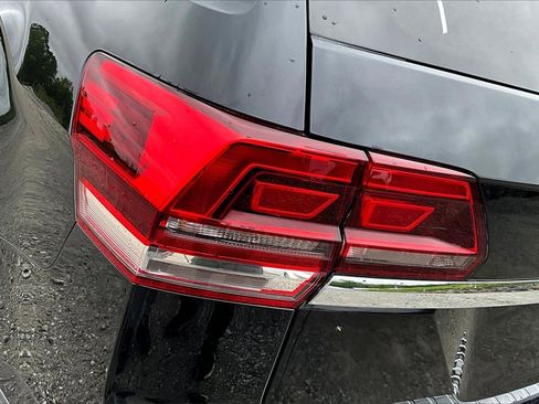 Used 2019 Volkswagen Atlas SE image 29