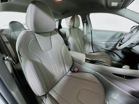 New 2026 Hyundai Elantra Sport image 25