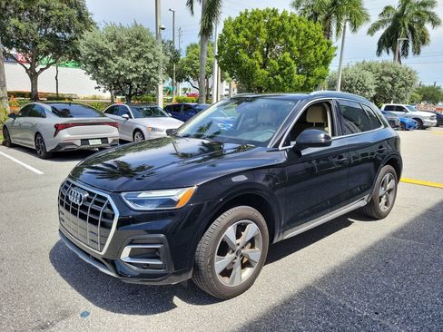 Used 2023 Audi Q5 2.0T Premium Plus w/ Convenience Package AWD/4WD image 2