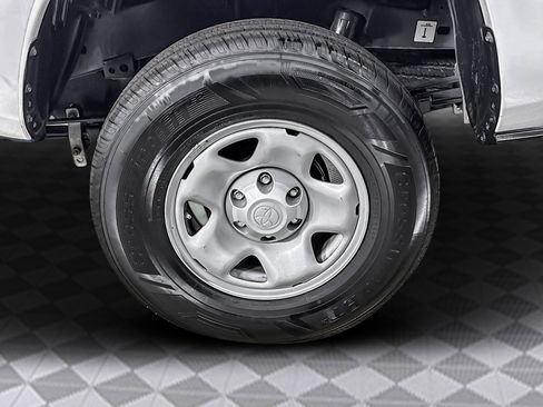Used 2022 Toyota Tacoma SR image 34