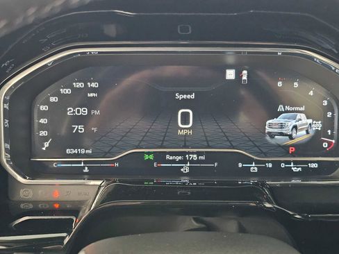 Used 2022 GMC Sierra 1500 SLT w/ SLT Convenience Package image 24