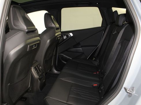 New 2026 BMW X3 xDrive30 w/ Premium Package image 25