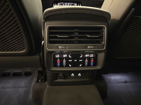 New 2026 Audi RS Q8 performance image 27