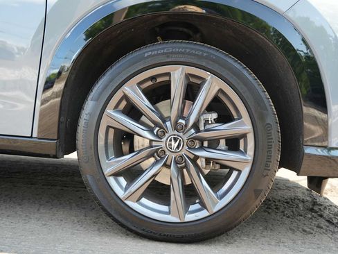 Certified 2025 Acura ADX A-Spec AWD/4WD image 9