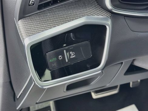 Certified 2022 Audi RS 6 w/ Executive Package AWD/4WD image 10