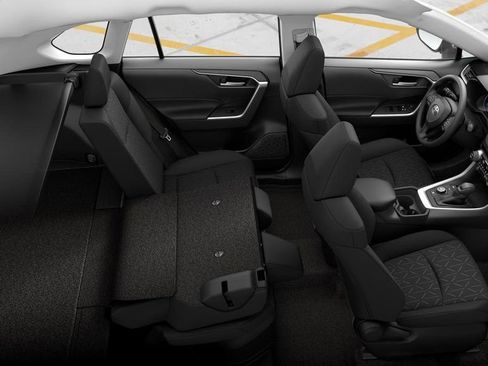 New 2025 Toyota RAV4 XLE image 22